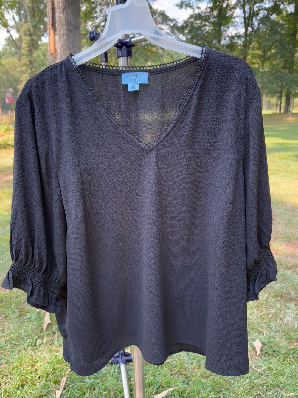 CeCe Black V-Neck Puff Sleeve Blouse Women’s Size XXL